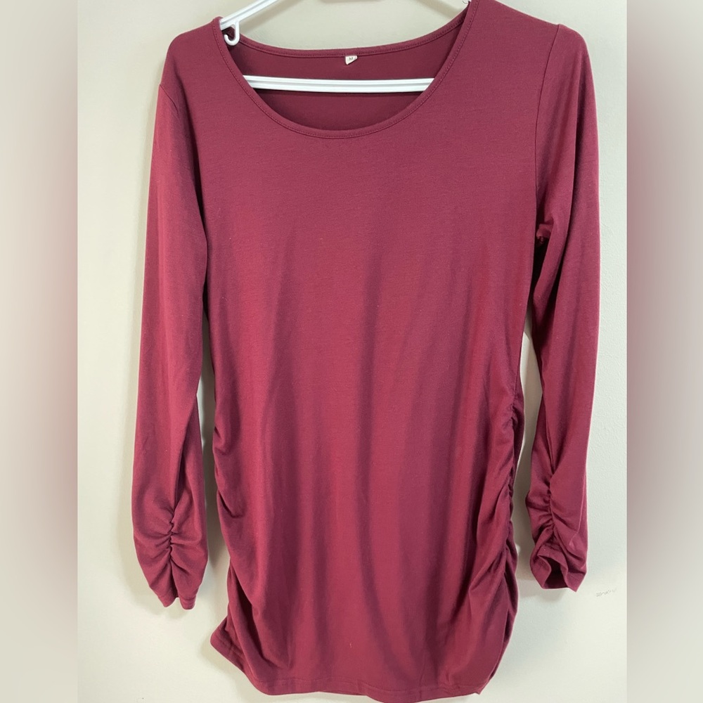 Women's Burgundy Top New without Tag